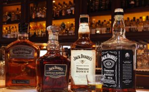 Bar Charles Edward celebra amanhã o Dia Mundial do Whisky