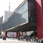 Roteiro de exposições da lounge*