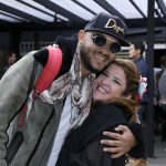 Ju Ferraz e Bruno Garms fazem chá bar na UMA Casa