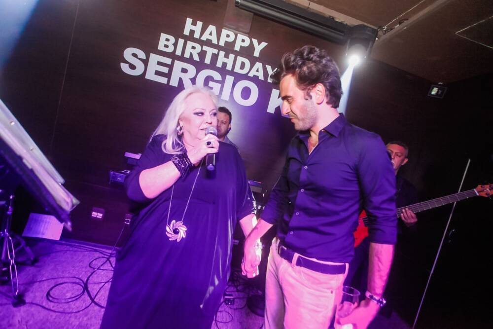 Festa de aniversário de Sergio K na antiga Passatempo agita noite paulistana