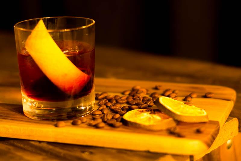 Drinks e jazz agitam novo espaço na Vila Mariana