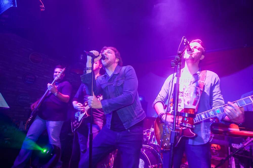 Bandas e DJs agitam mais uma edição da Rock Honey