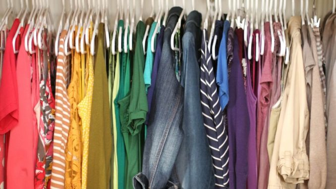 Dicas para um guarda-roupa renovado sem gastar nada