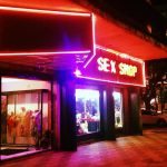 Sex Shop em São Paulo inaugura "Bar Hot" com drinks especiais e música ao vivo