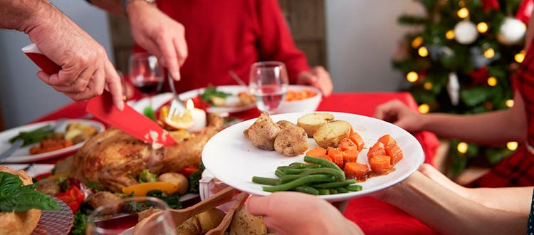Sem exageros: cuide da alimentação nas festas de fim de ano