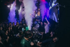 ​ ​ High Line bar promove primeira festa de Réveillon
