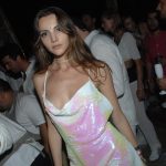 Carneiros tem festa de ano novo inspirada em Ibiza e Mykonos