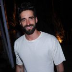 Carneiros tem festa de ano novo inspirada em Ibiza e Mykonos