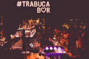 Trabuca Bar comemora 1 ano com festa só para convidados