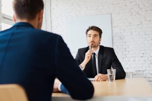 10 atitudes que prejudicam o candidato na hora da entrevista de emprego