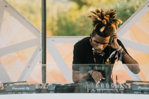 Atenção DJs: o Burn Residency 2018 está com inscrições abertas