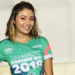 Famosos marcam presença no Camarote Grande Rio