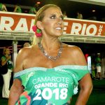 Famosos marcam presença no Camarote Grande Rio