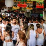 Grito de Carnaval terá Inimigos da HP, DJ Milk e muito mais em festa no Deck Lounge