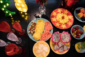 Conheça drinks práticos preparados com vinho para aproveitar a folia nas ruas