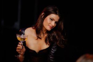 Isabelli Fontana, Marcelo Serrado e outras celebridades curtem noite no TETTO Rooftop