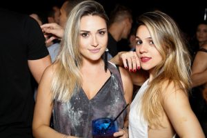TETTO Rooftop reúne gente bonita em mais uma quinta badalada