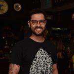 Cão Véio reinaugura matriz em Pinheiros com capacidade dobrada