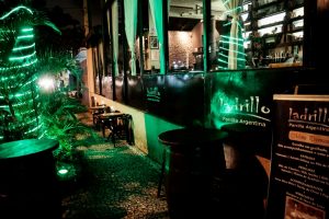 Hoje é dia de Wine and Parilla no restaurante Ladrillo
