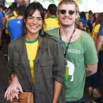 Celebridades assistem estreia do Brasil no Fill the Cup no Terraço