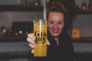 World Gin Day reúne experiências e marcas em torno da cultura da bebida