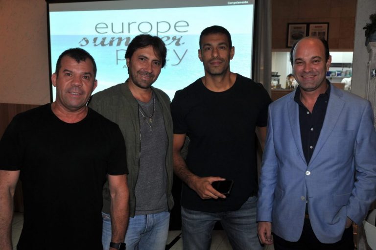 ABRE - Luis Maida, Edu Barbeiro, Kadu Rachid e Pedro Ribeiro