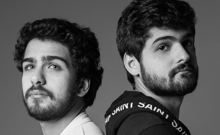 a dupla de djs Cat Dealers se apresenta hoje no Le Club em São Paulo a partir das 23:00h