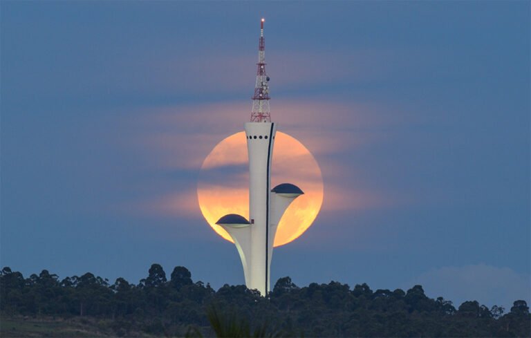 Portugal United e TAP promovem jantar na Torre da TV em Brasilia.