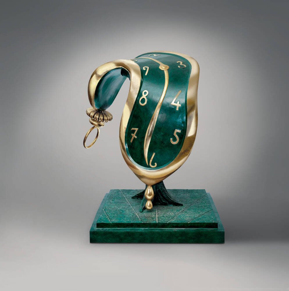 A exibição "Salvador Dalí – Sculputure Collection" se estende até 30 de Abril